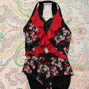 Oh La La black and red floral, ruffle leo. Child XL. Very good used condition